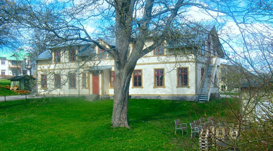 Ronneby Brunnspark Vandrarhem Och B&B Extérieur photo