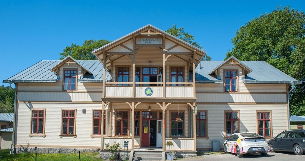 Ronneby Brunnspark Vandrarhem Och B&B Extérieur photo