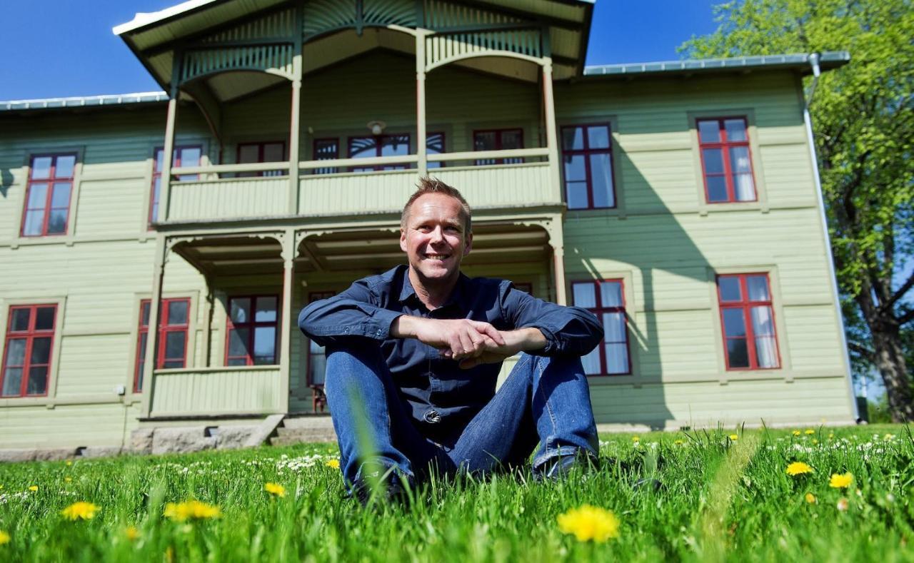 Ronneby Brunnspark Vandrarhem Och B&B Extérieur photo