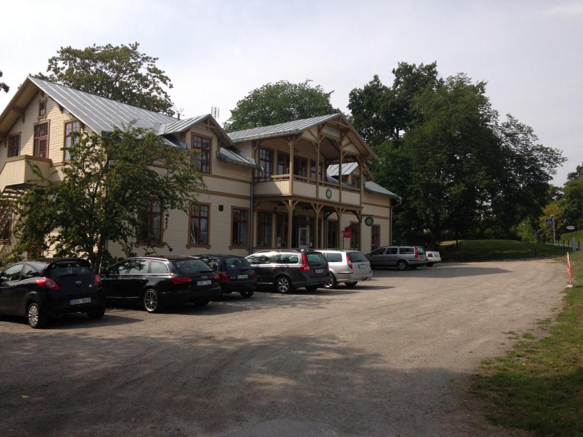 Ronneby Brunnspark Vandrarhem Och B&B Extérieur photo
