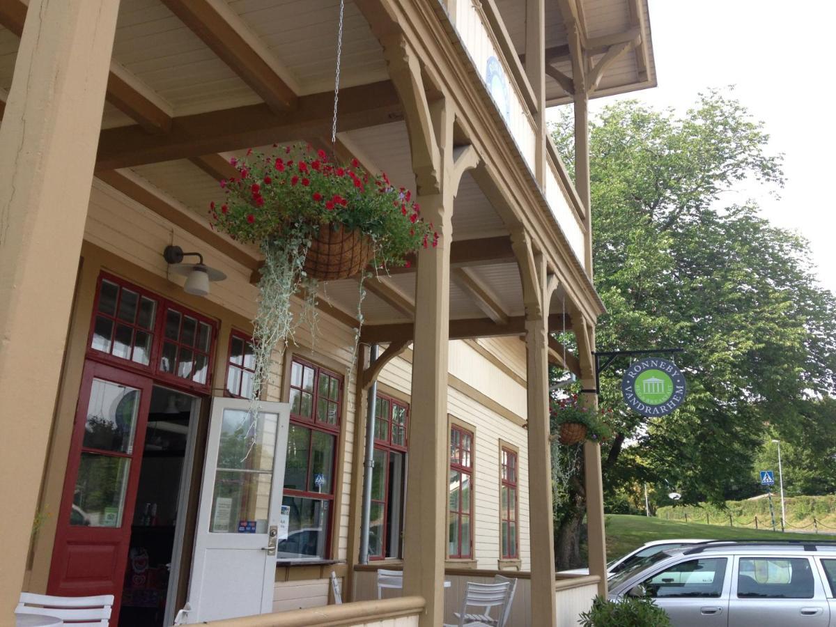 Ronneby Brunnspark Vandrarhem Och B&B Extérieur photo
